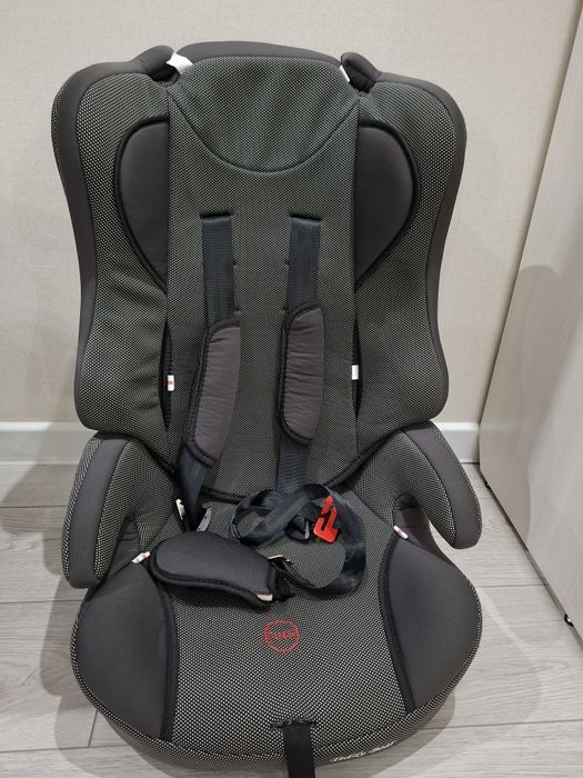Детское автокресло