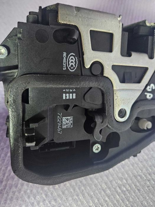 Broască usa stanga spate BMW seria 3 e90 E91