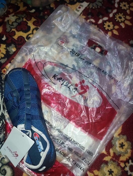 Сетчатые кросовки