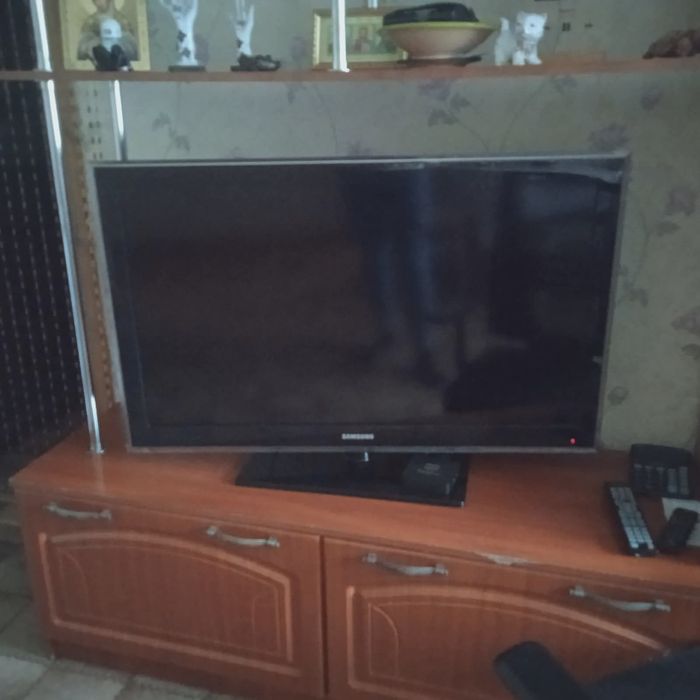 Продам телевизор Самсунг