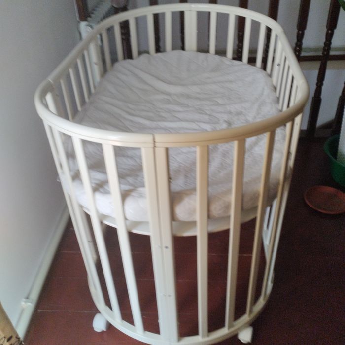 Манеж сатылады.Продаётся манеж.