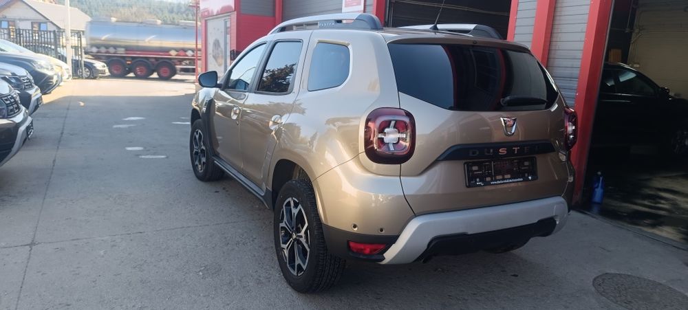 Dacia Duster 4x4,1,5 diesel, an 2020 . Garantie un an.