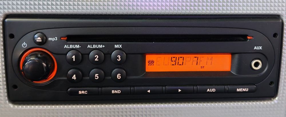 Radio CD original Dacia Logan