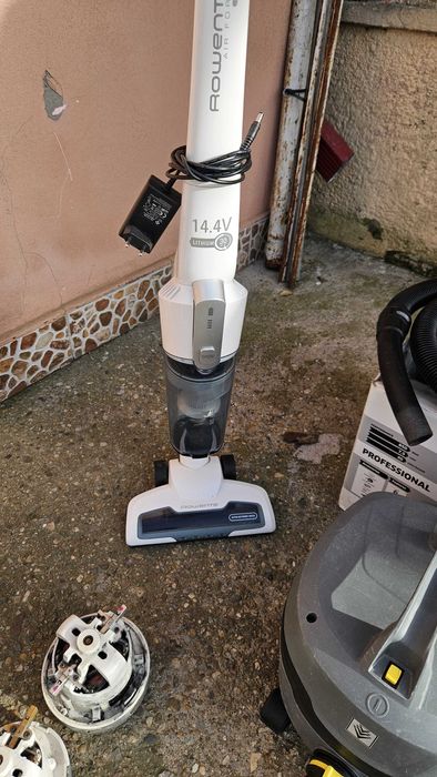 Se vand aspiratoare/motoare stricate Karcher/Rowenta