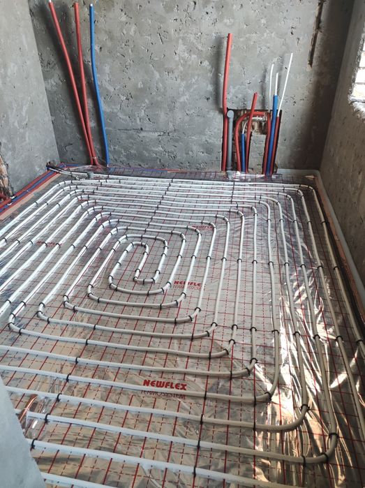 Santexnik Topliy pol