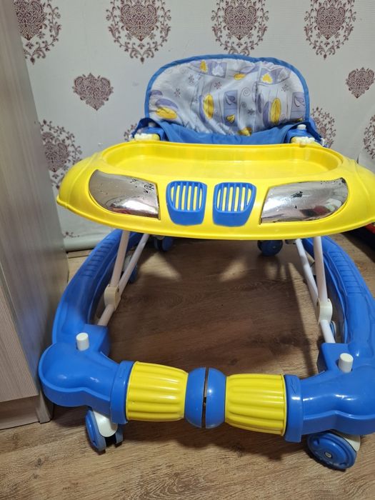 Ходунок детский мир