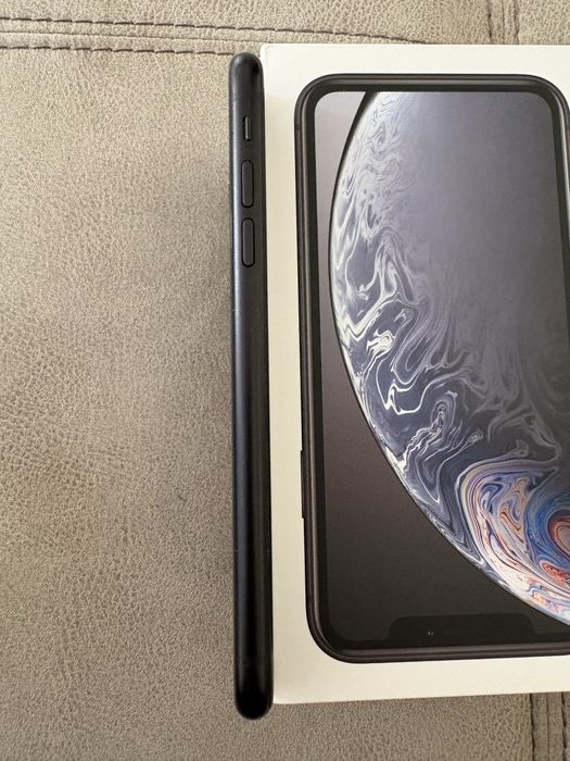 iPhone XR Black 64GB Запазен