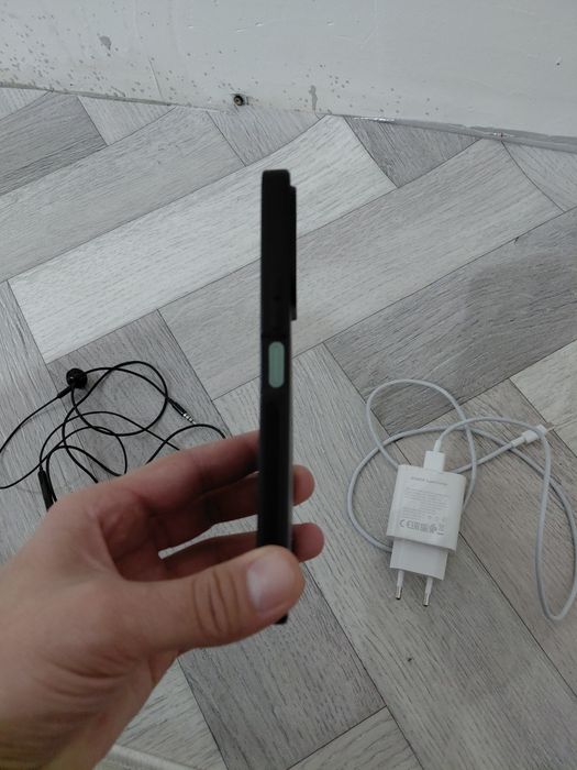 Продам Хонор х6б