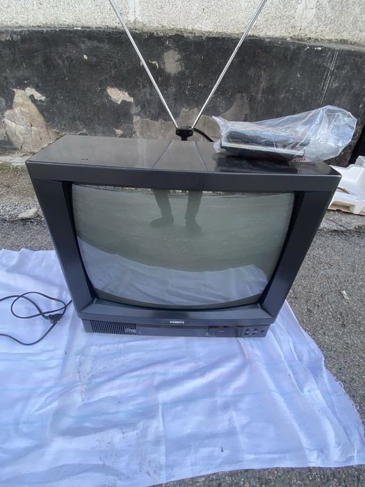 Корейский телевизор NAM работает