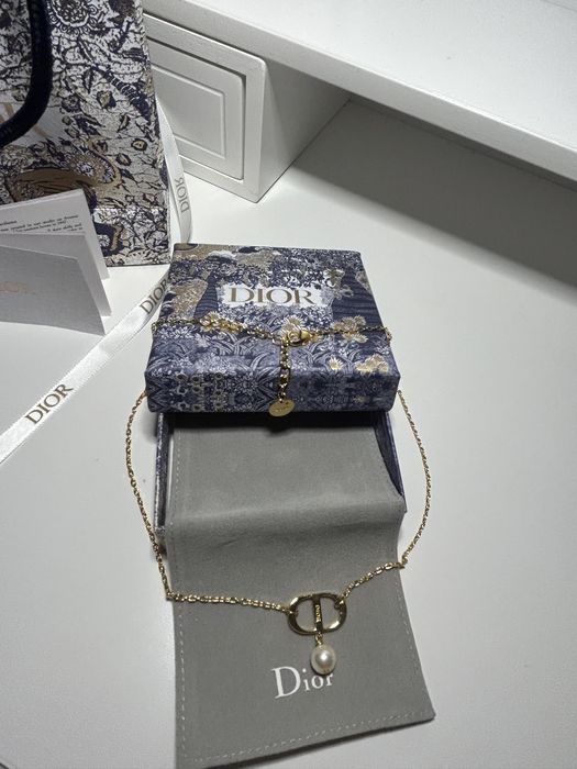 Lantisor Dior~Produs Nou