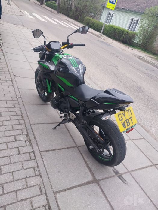 Kawasaki Z650 год 2022