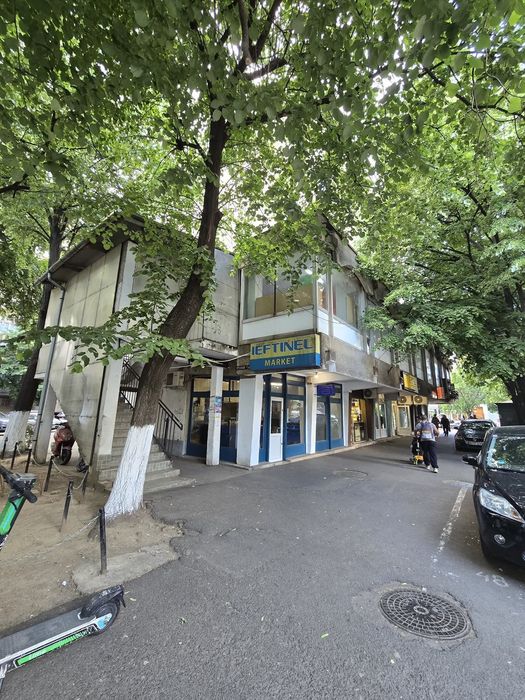 Spațiu comercial de închiriat