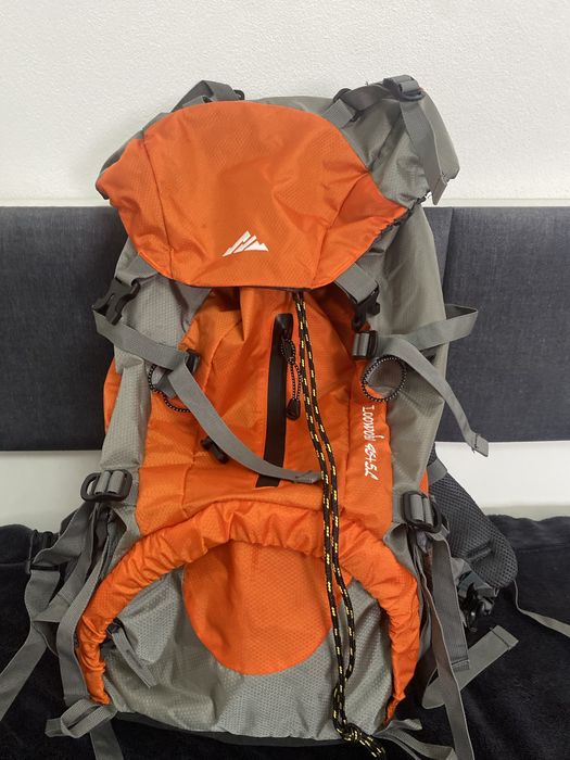 Rucsac drumetii/trekking -50 l, nou