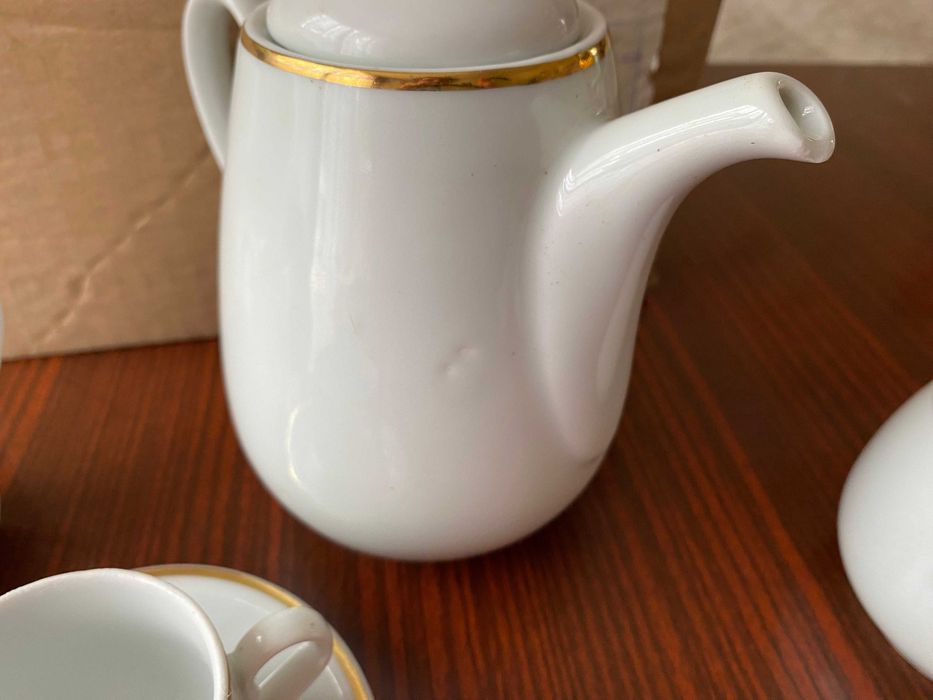 Сервиз за кафе, производство на „Китка“, Нови пазар.