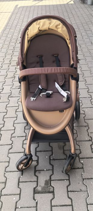 Крутая детская коляска