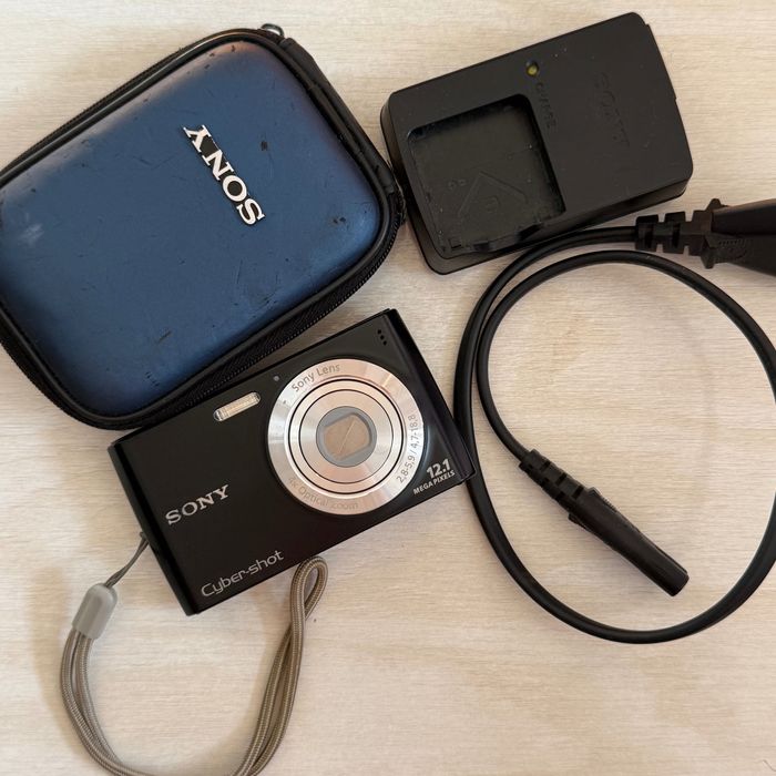 Цифровая камера sony