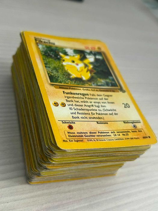 Carti Pokemon Vintage