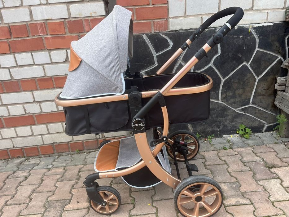 Продам всесезонную коляску