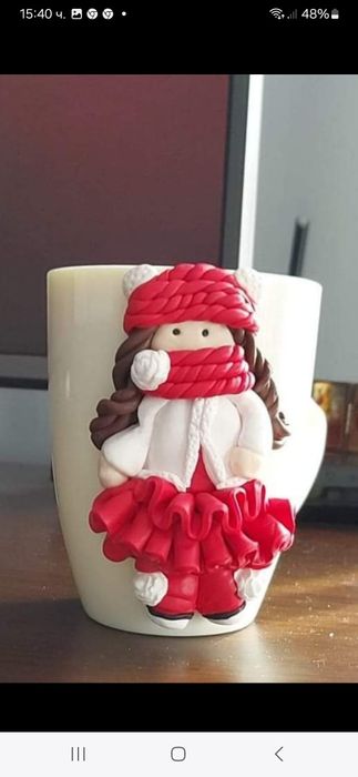 Ръчна изработка на чаши с полимерна глина и картини.