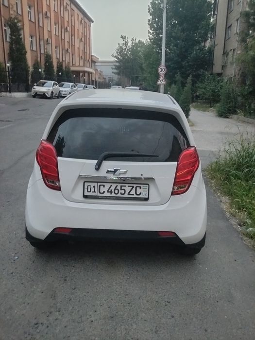 Сдаётся в аренду с выкупом Спарк автомат
