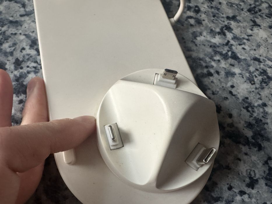 Док-станция для 4-х устройств