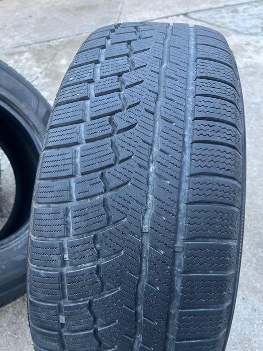 Cauciucuri de iarnă 255 65 R17(Zeetex)
