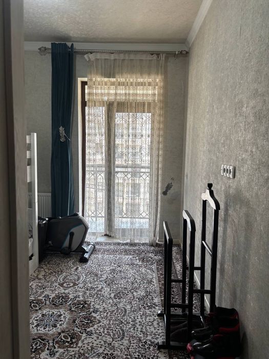 Golden House Sagbon nomli Navostroykasini 3 xonali domi sotiladi