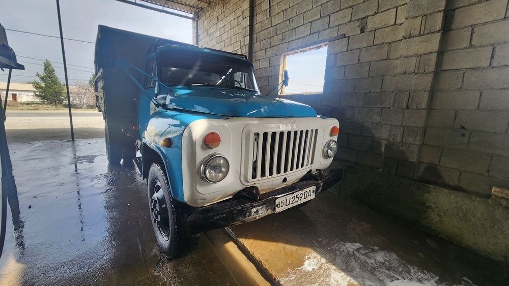 Gaz 53 samasval sotiladi