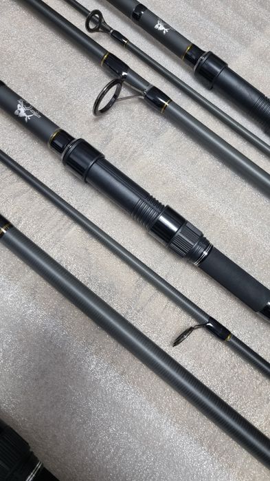 SET 4 Lansete FL LEGEND CARP 3.90 m 3.75 Lbs 3 tronsoane Model nou