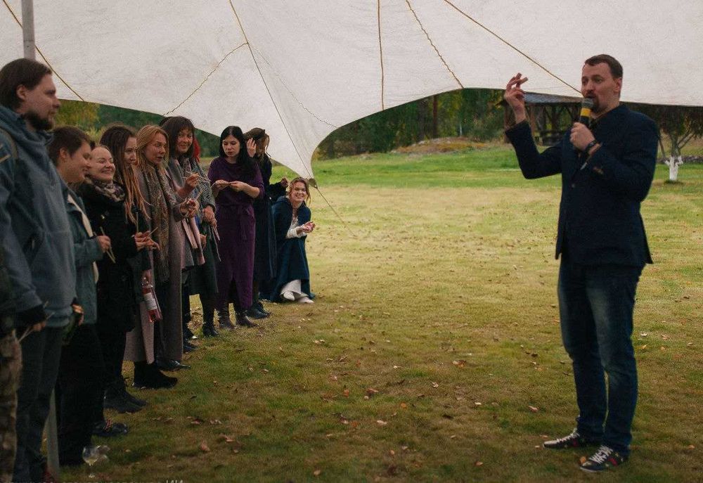 Ведущий Шоумен на праздник.