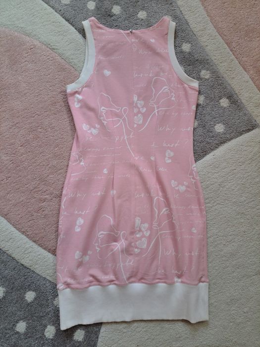 Alessa Position To Win Bodycon Рокля - light pink

Неразличима от нова