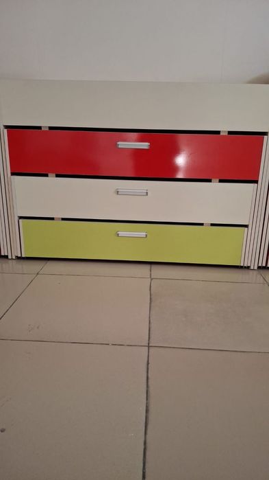 Костюмы парты шкафы и т.д