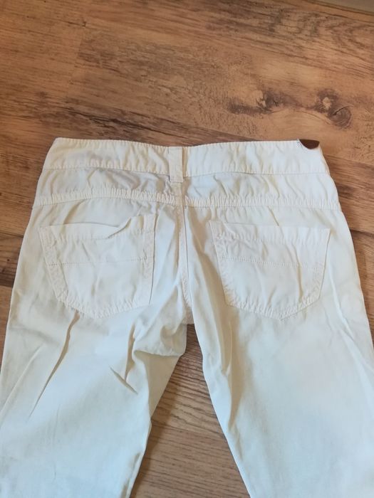 бял панталон pause jeans