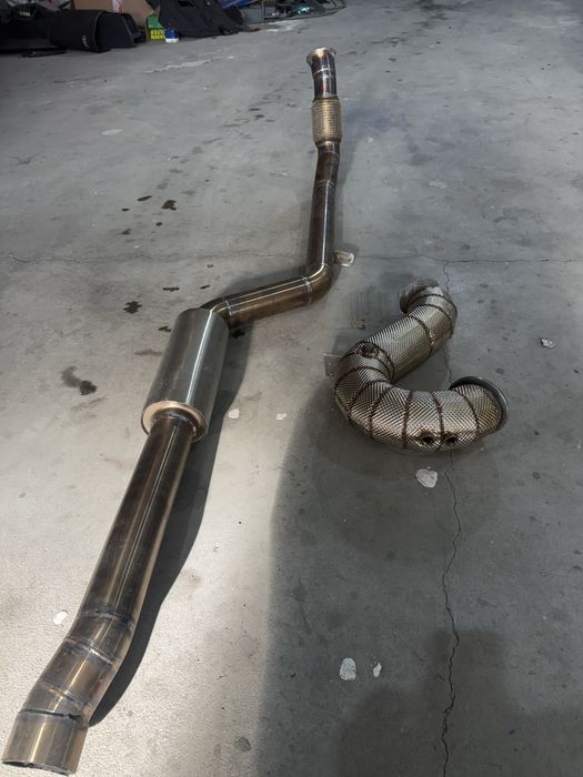 Downpipe Custom imbracat la thermoperformance