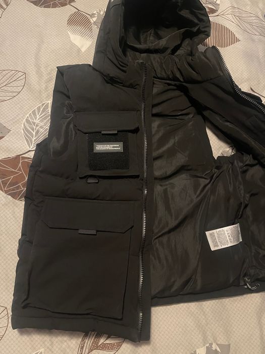 Vestă made by paranoid