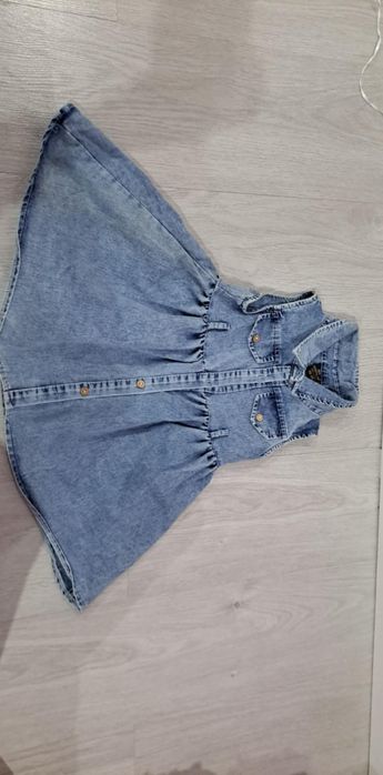 Лот дрешки за момиче 92-98