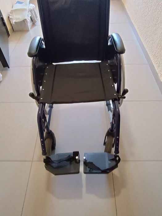 Инвалидная коляска
