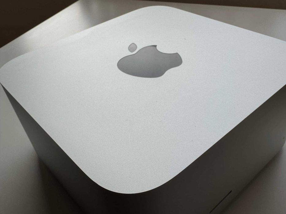 Продава се Mac Studio с M1 Max – 32GB RAM | Отлично състояние