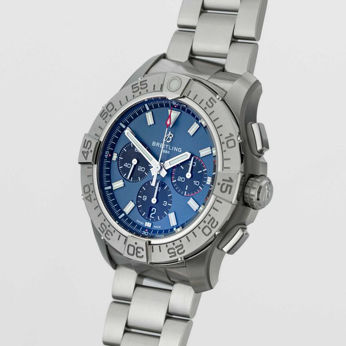 Breitling Super Avenger B01 Chronograph 46mm Titanium EB0148101C1E1