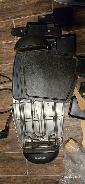 Grill electric cu piatra