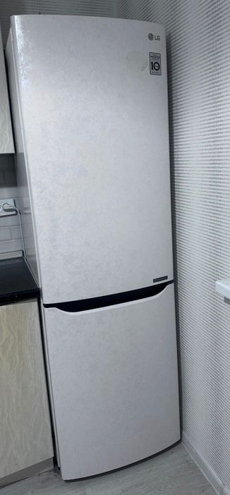 Холодильник LG б/у