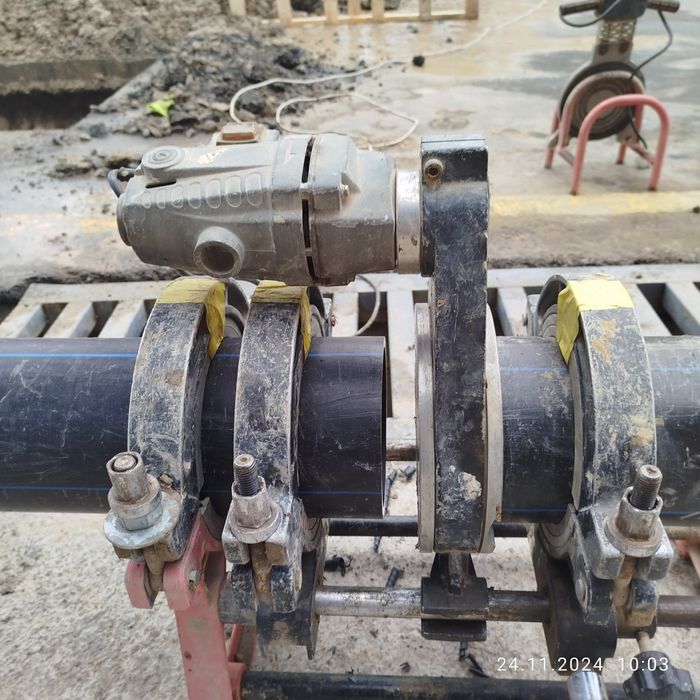 Большые трубы соединяем