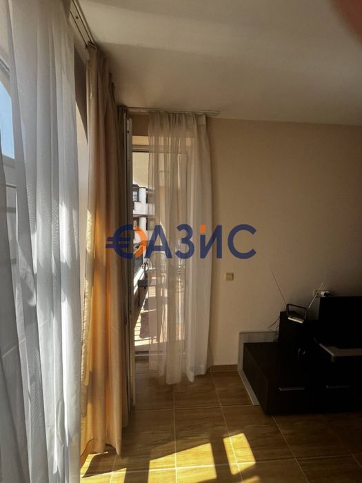 Продава се Двустаен апартамент в Свети Влас - 70 кв.м за 722 €/кв.м - Снимка #4
