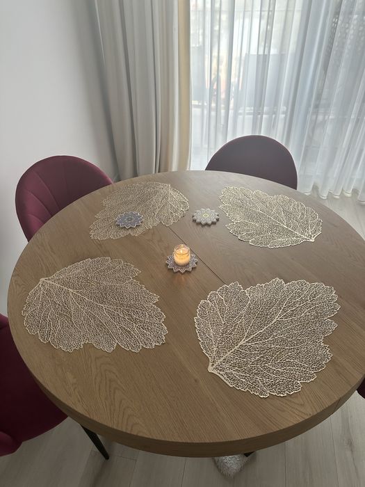 Masă dining lemn masiv extensibilă 120 cm >> 160 cm – modernă, stare impecabilă
