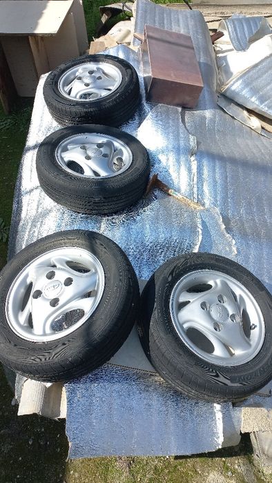 Matiz diska balon sotiladi 165/65 13 razmeri holati yaxshi