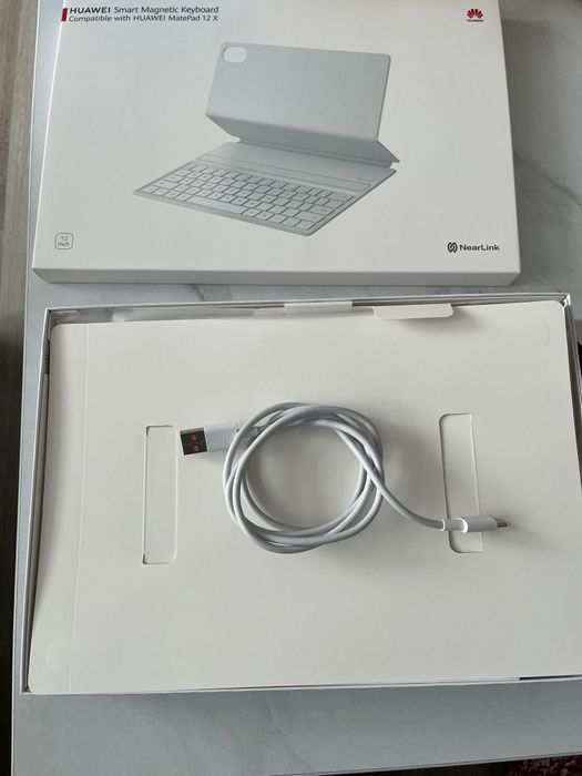 Tabletă Huawei MatePad 12 X + accesorii – ca nouă!