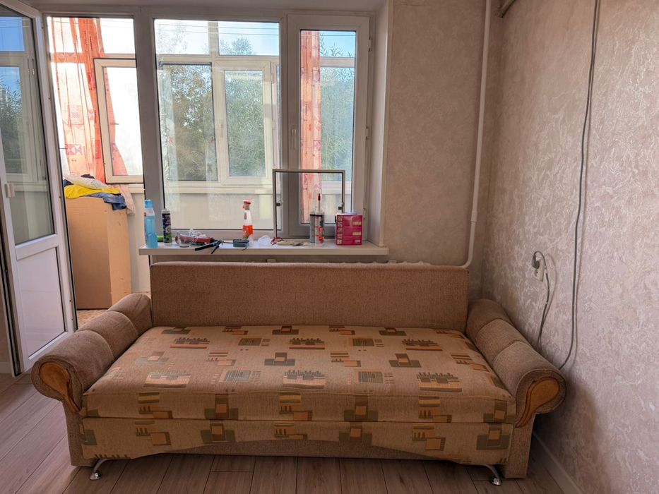 Продам диван , самовывоз