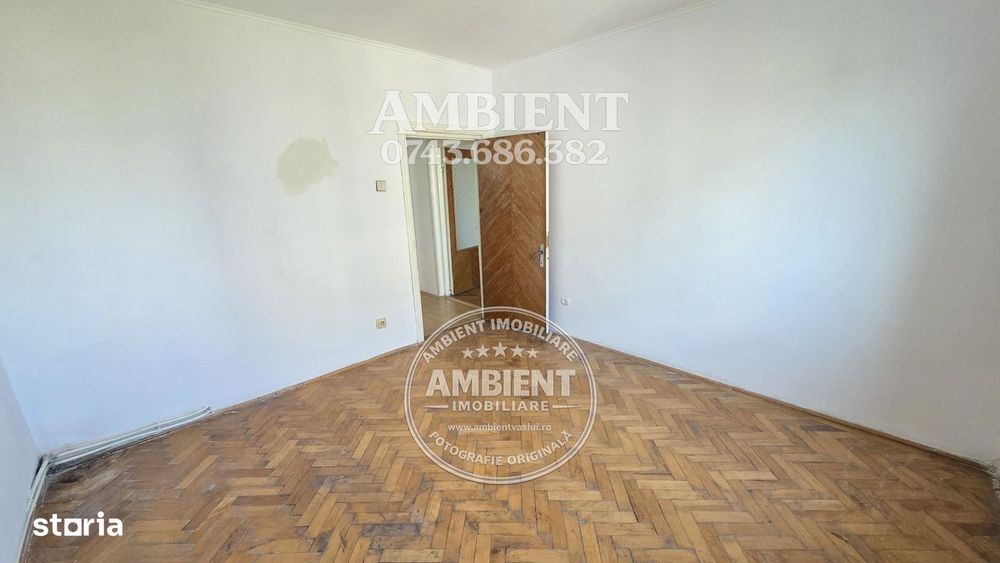 Apartament cu 2 camere, etaj 6 cu lift, VASLUI - zona CENTRU - AUROCOR