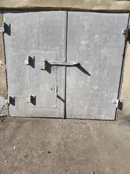 Продаю гараж в центре города