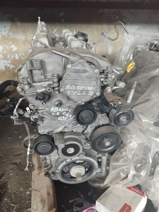 Двигател 2бр. Тойота Авенсис 2009-12г. 2,0 и 2,2 Toyota Avensis.
